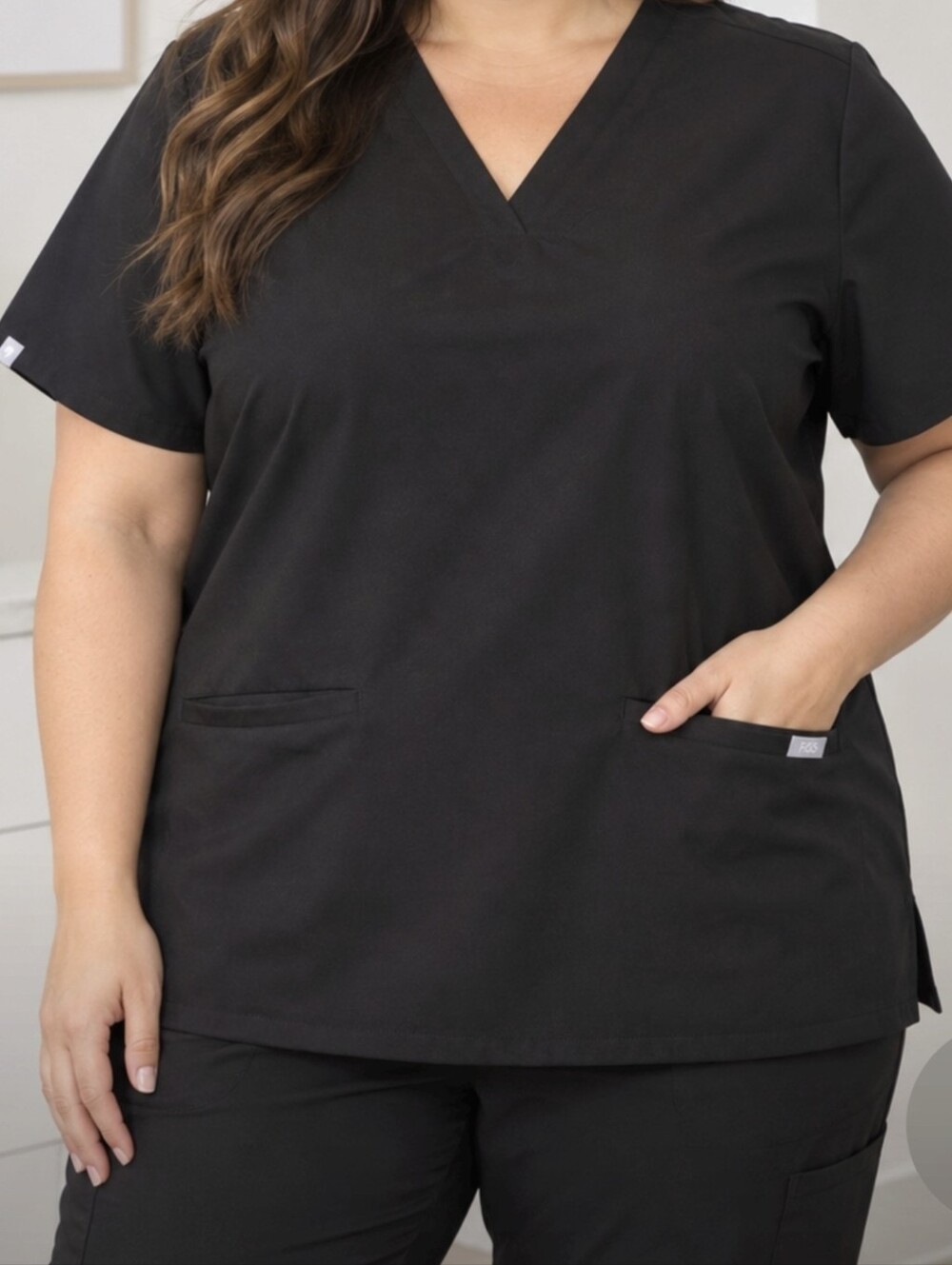 FIGS Technical Collection Black V-Neck Scrub Top XXL 2XL Stretch- FW1000